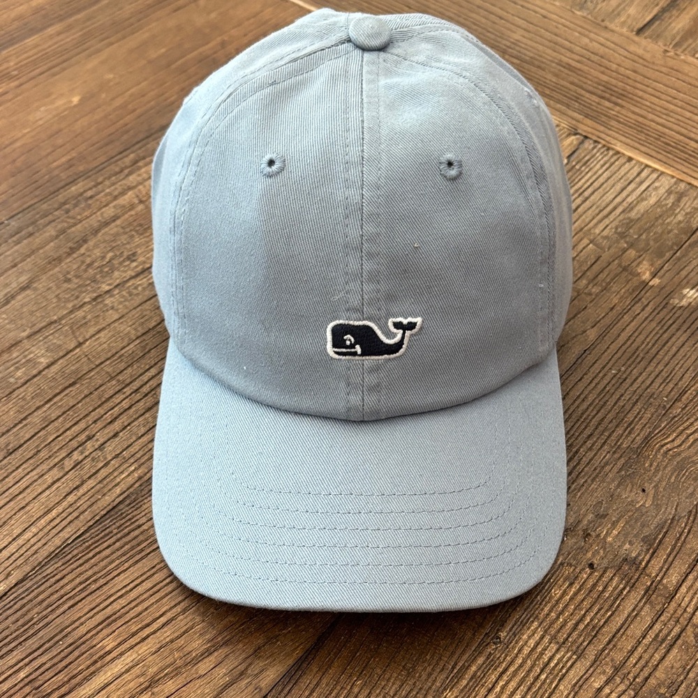 Vineyard Vines BRAND NEW Whale Logo Baseball Hat - light blue/gray